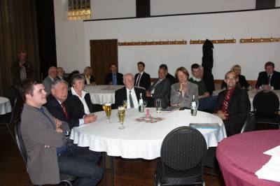 Viele Ehrengäste waren zur Feierstunde nach Weiterstadt gekommen