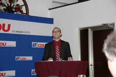 Glückwünsche überbrachte auch der örtliche Partei- und Fraktionsvorsitzende Lutz Köhler