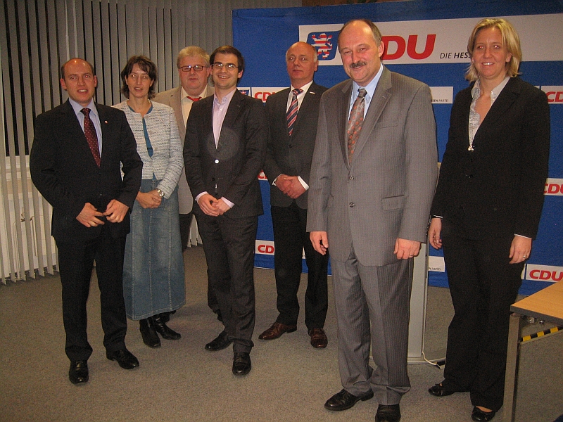 Foto von links: Manfred Pentz MdL, Bgm. Dr. Astrid Mannes, Achim Weidmann, Manuel Krenzke, Peter Ziemainz, Dr. Michael Meister MdB und Ines Claus.